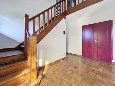 Detached House with Landscaped Garden