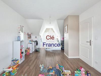 Detached House with Landscaped Garden