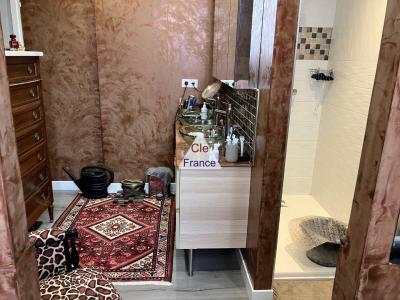 Charming Family Home with Garden