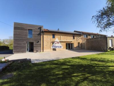 Detached Country House with Outbuildings