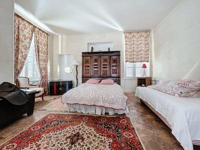 Manor House with Elegant Interiors