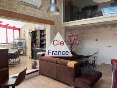 Village House in Very Good Condition Throughout