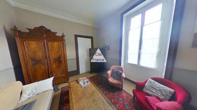 Manor House Style Period Property with Garden