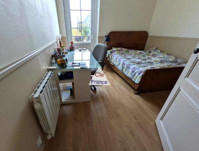 Manor House Style Period Property with Garden