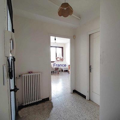 Town House with Neat Garden