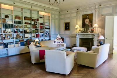 Manoir De Charme Sur Un Magnifique Domaine De 15ha