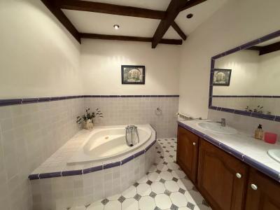 Beautiful Country Home With Outbuilding And Swimming Pool