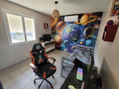 Large Detached Villa With Swimming Pool