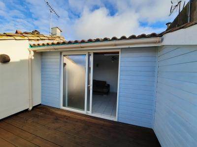 Comfortable And Cosy Town House With Two Roof Terraces