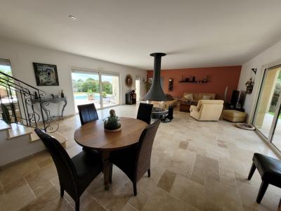 Superb Spacious Bastide-Style Villa with Pool