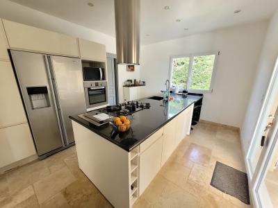 Superb Spacious Bastide-Style Villa with Pool