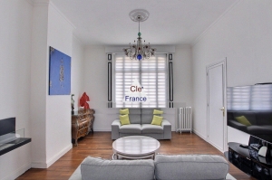 Town House in Maison Bourgeoise Style with Garden