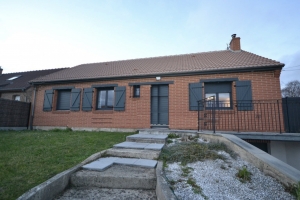 Detached House with Garden, Lovely Family Home