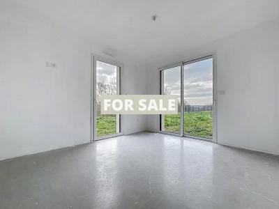 New Build Detached House with Garden