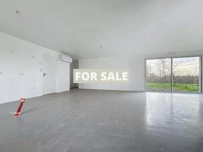 New Build Detached House with Garden