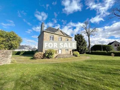 Manor House with Outbuilding in Lovely Garden