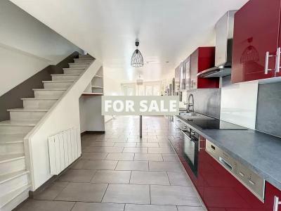 Town House with Neat Garden