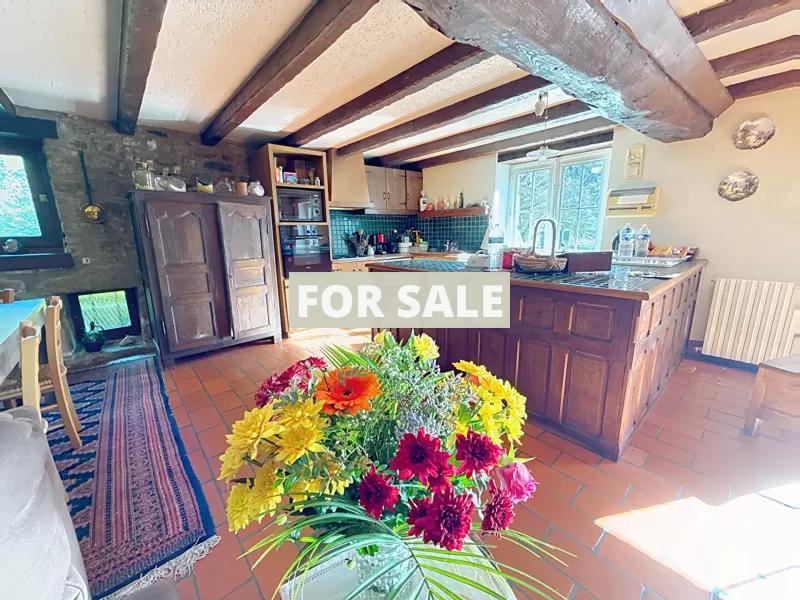 Detached Country House with Landscaped Garden