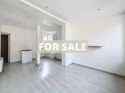 Business Premises with Apartment Above