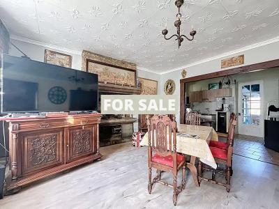 Town House in Good Order with Garden