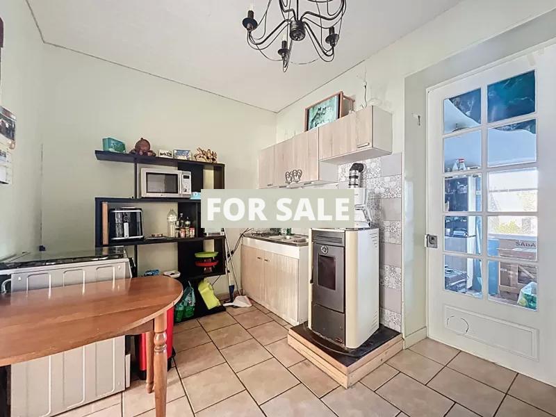 Town House in Good Order with Garden