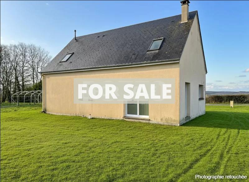 Detached House with Landscaped Garden