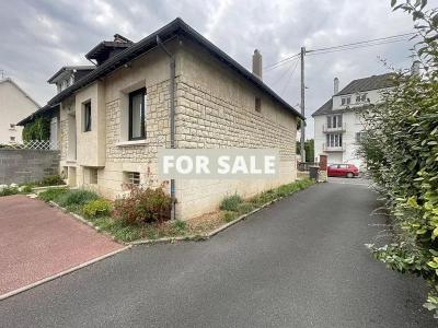 Town House with Neat Garden