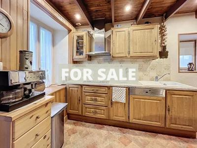 Detached House with Lovey Garden