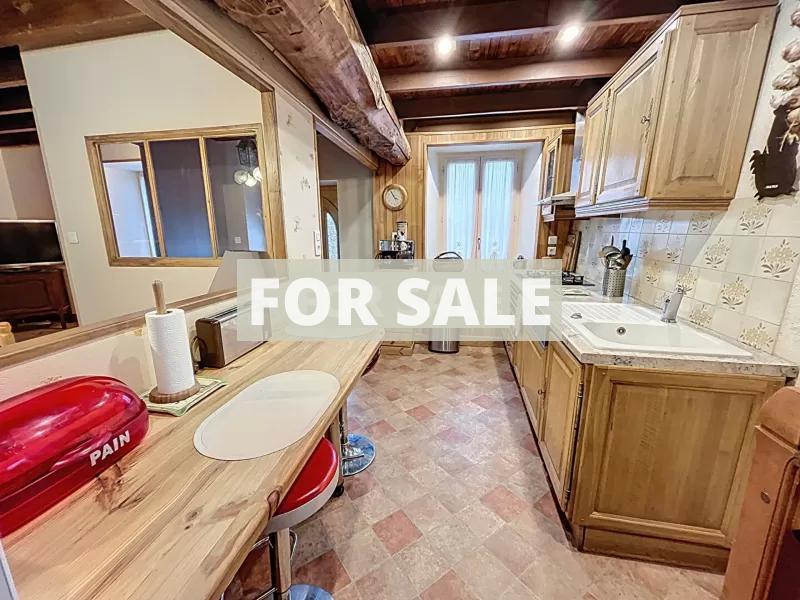 Detached House with Lovey Garden