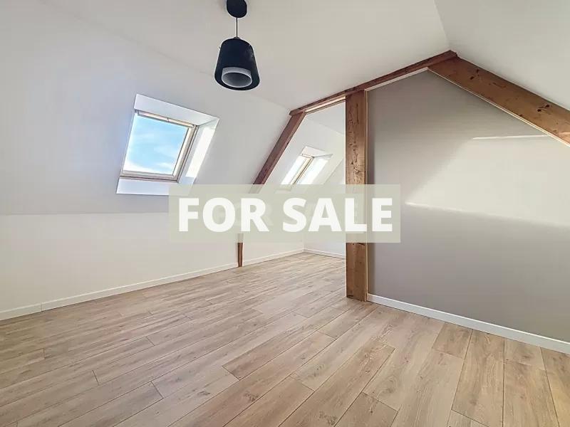 Detached Country House with Open Views