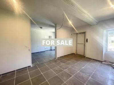 Two Houses with Garage in Good Location