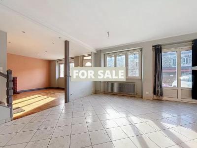 Two Houses with Garage in Good Location