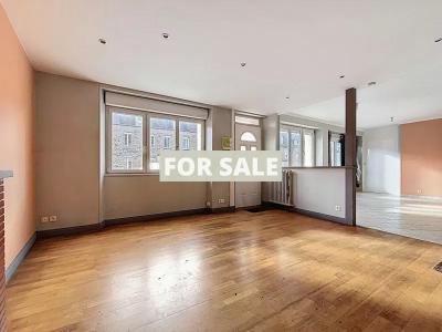 Two Houses with Garage in Good Location