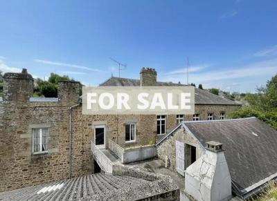Large Property in the Town of Vire in Normandy