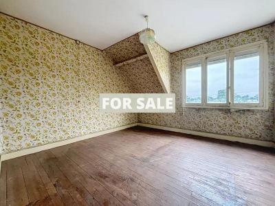 Detached Country House with Outbuilding