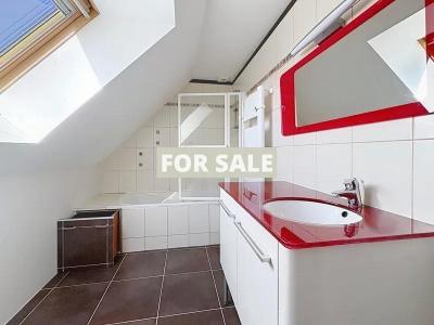 Detached House with Large Garden