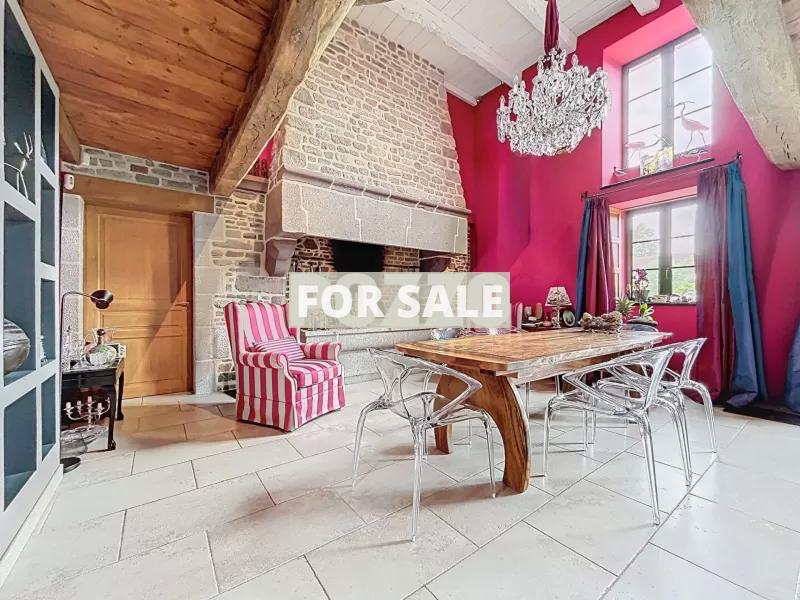 Detached House with Garden by the Coast