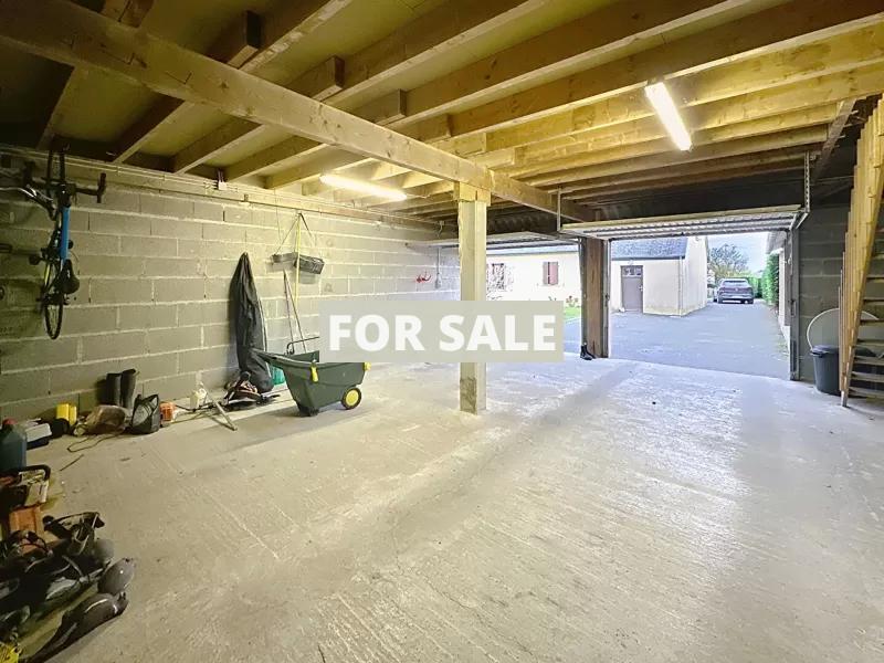 Detached House with Garden by the Coast