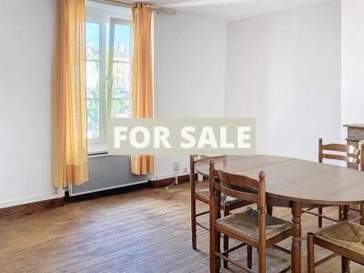 Commercial Premises with Apartment