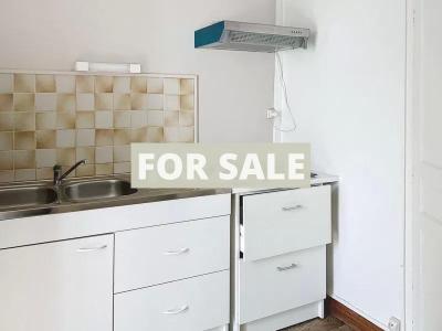 Commercial Premises with Apartment