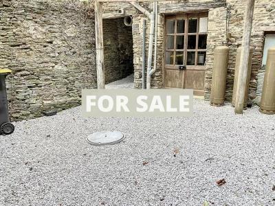 Commercial Premises with Apartment