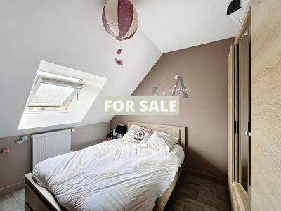 Modern Detached House with Lovely Garden