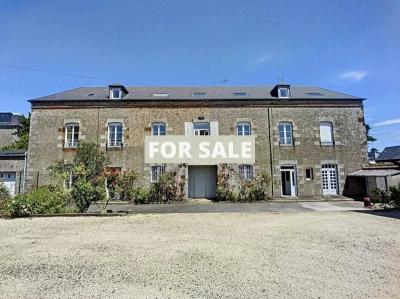 Large Detached House with Garden