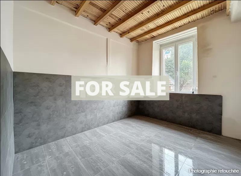 Village House with Garden, Ideal Holiday Home