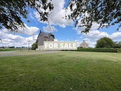 Detached House with Landscaped Garden