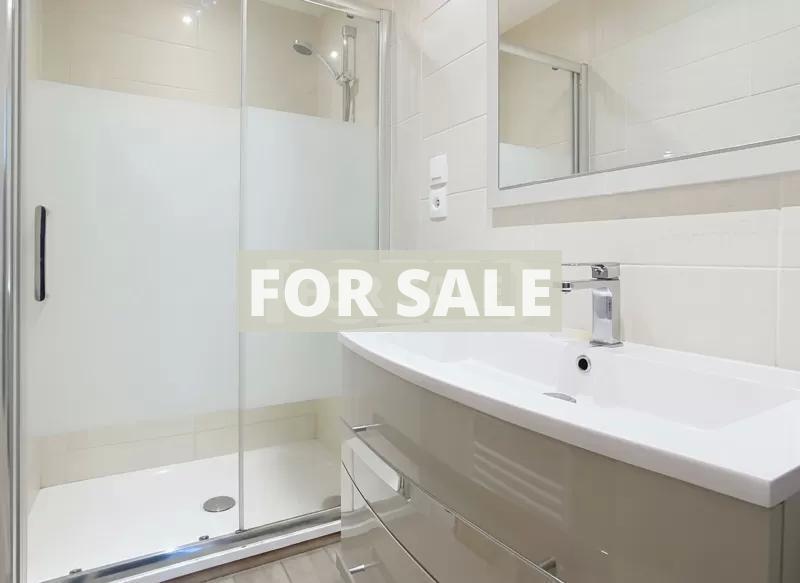 Contemporary Detached House by the Coast