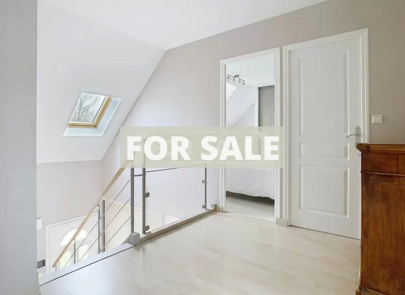 Contemporary Detached House by the Coast