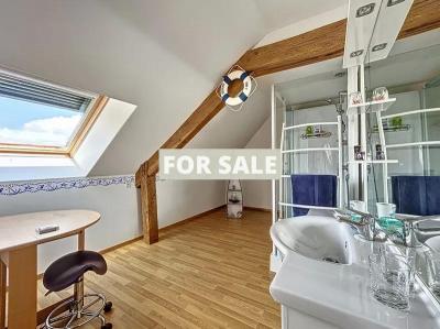 Manor House Style Property with Landscaped Gardens