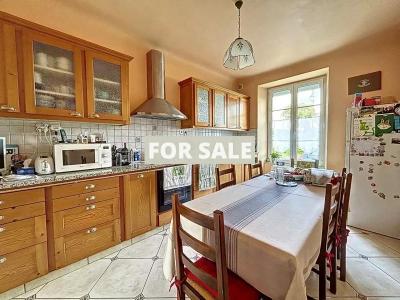 Manor House Style Property with Landscaped Gardens