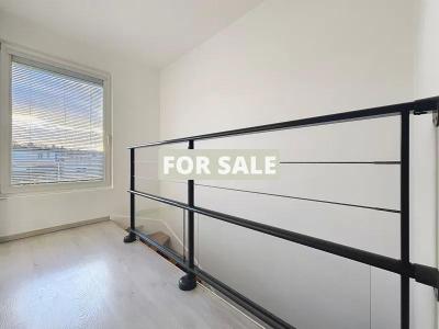 Town House with Neat Garden